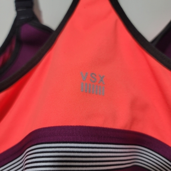 Victoria's Secret Wireless Sports Bra Size 34DD - Picture 9 of 15